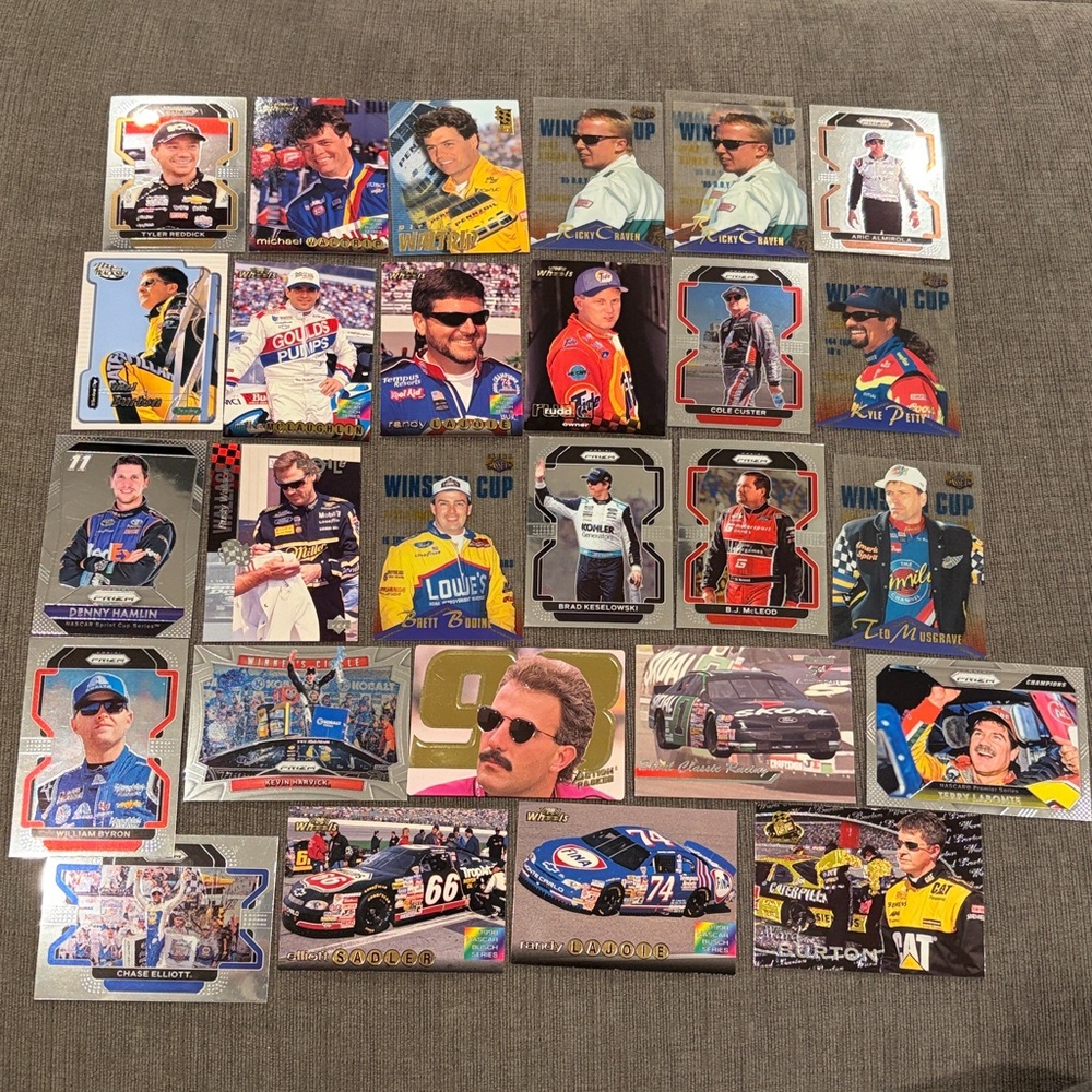 Nascar Trading Cards - Lot of 27      vintage sports collectibles car cars men’s